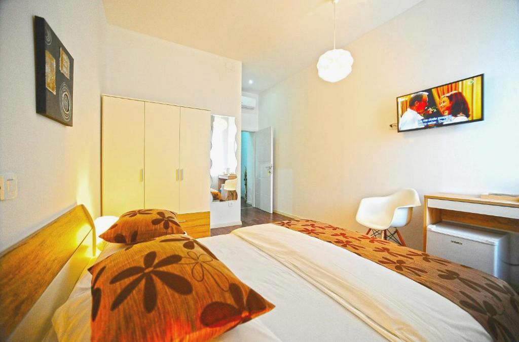 Valenti rooms