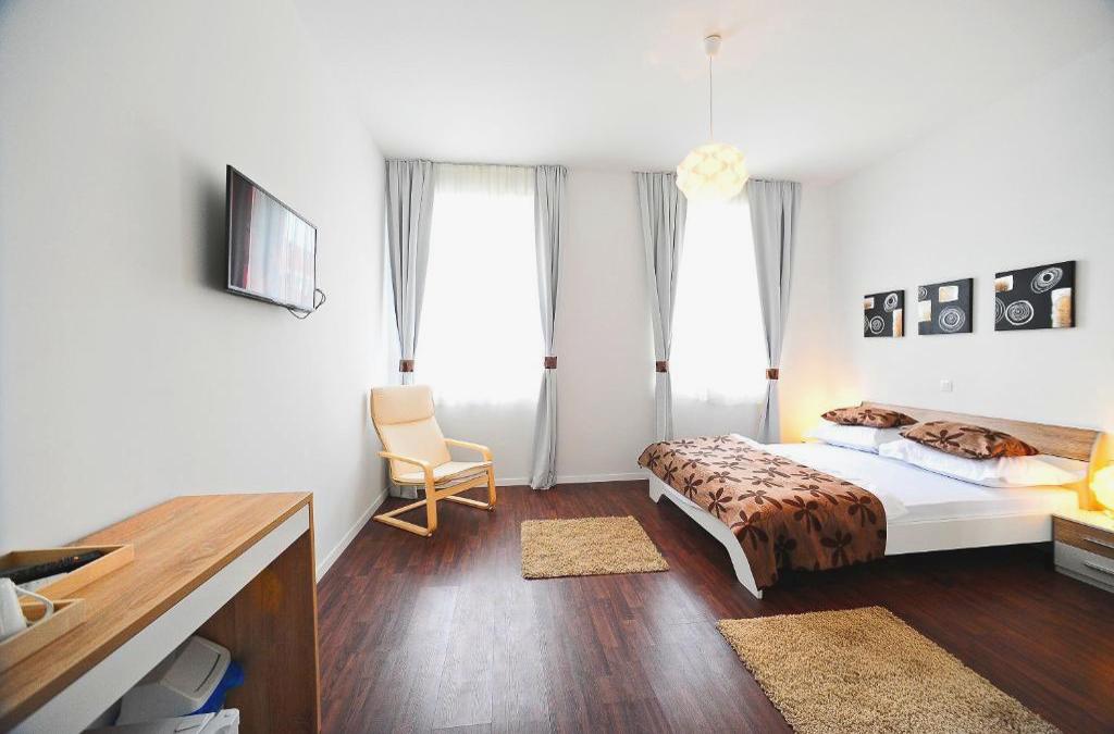 Valenti rooms
