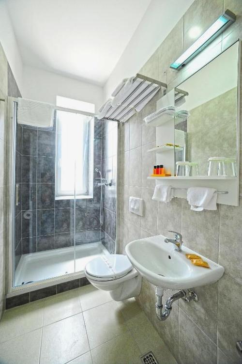 Valenti rooms