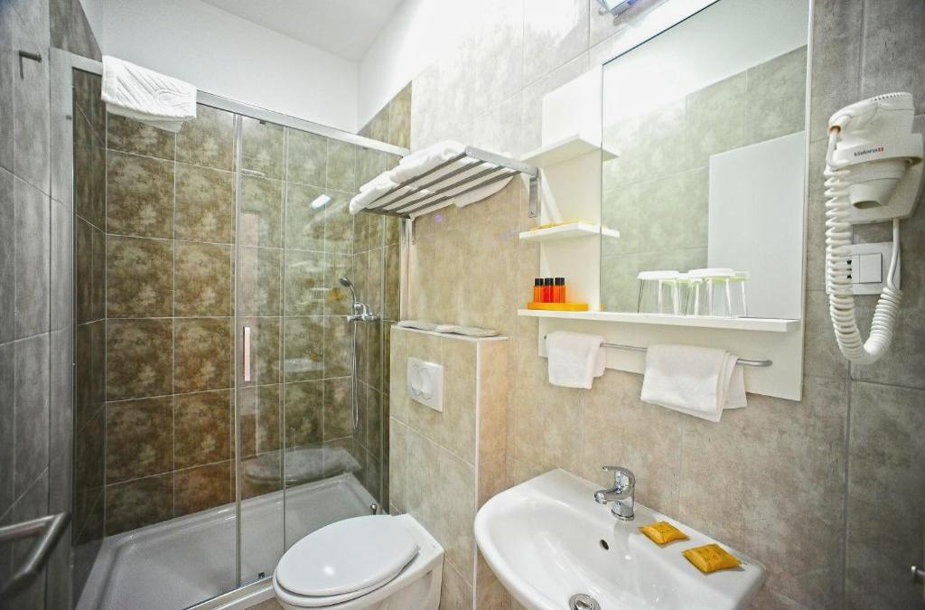 Valenti rooms