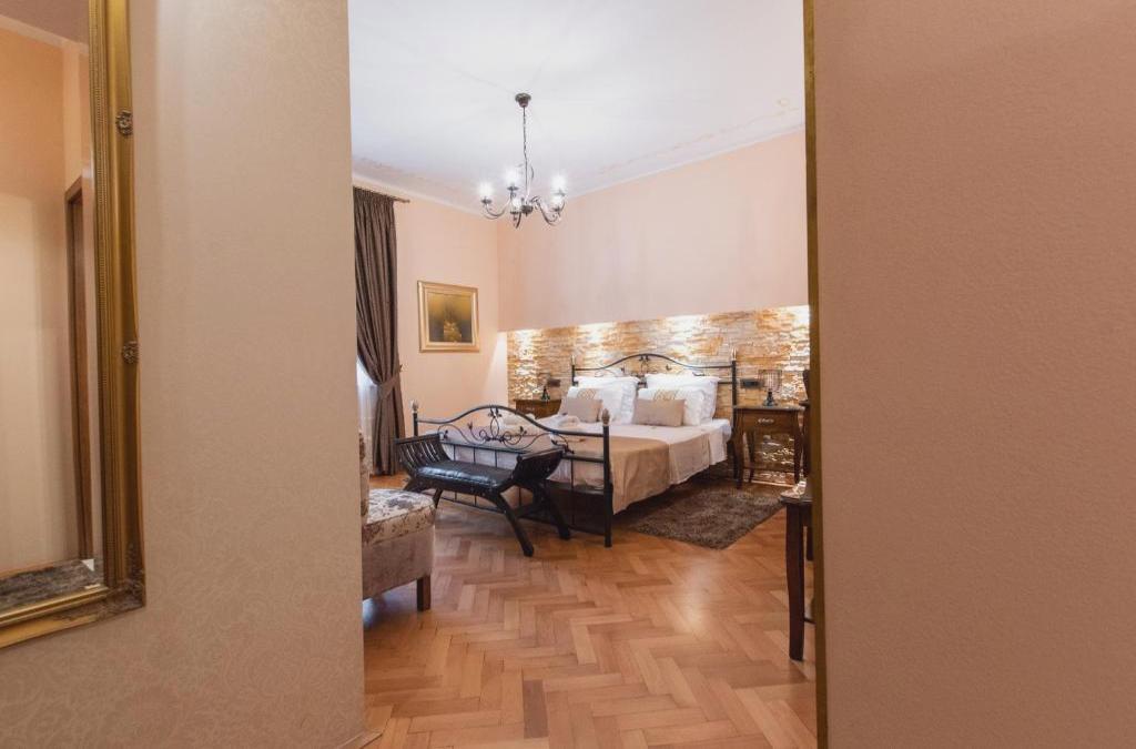 Unique Luxury Rooms