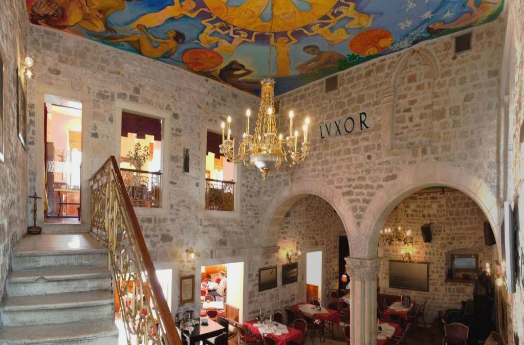 Unique Luxury Rooms