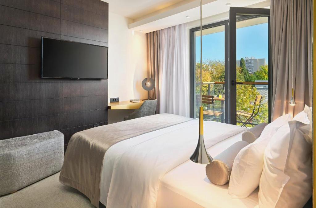 Time Boutique Hotel