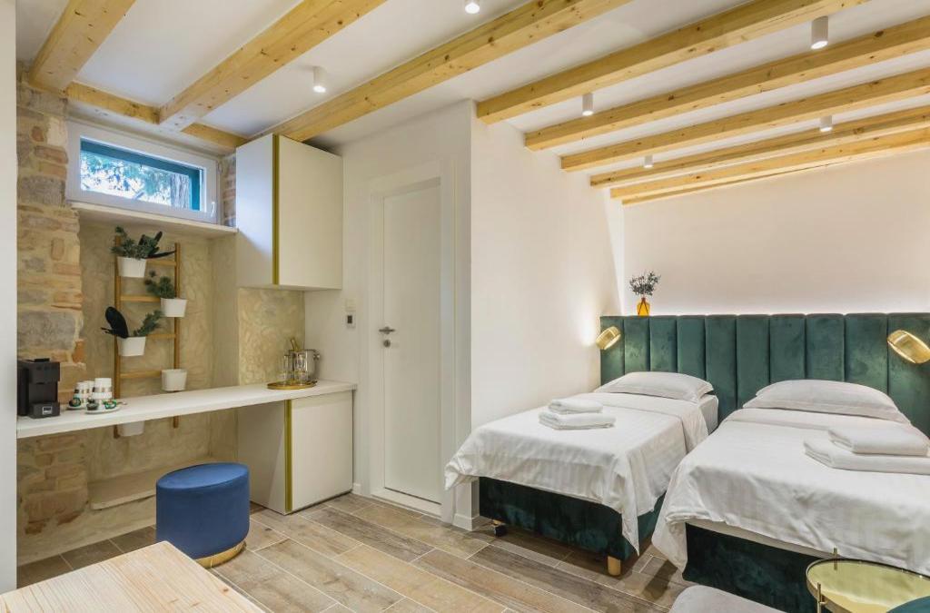 Miara Luxury Rooms