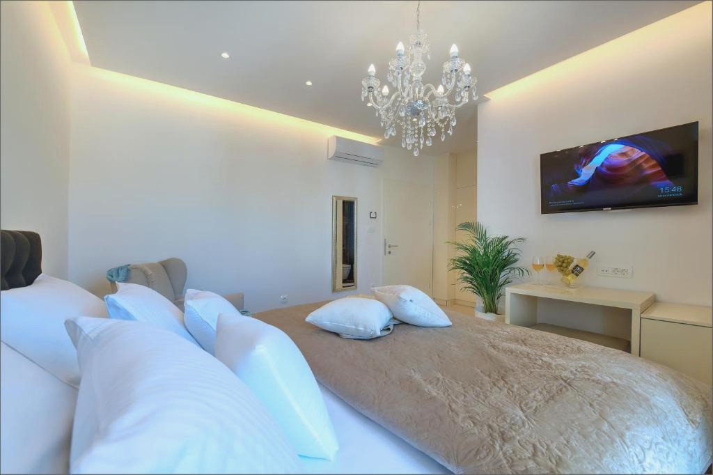 Via Porto Rooms
