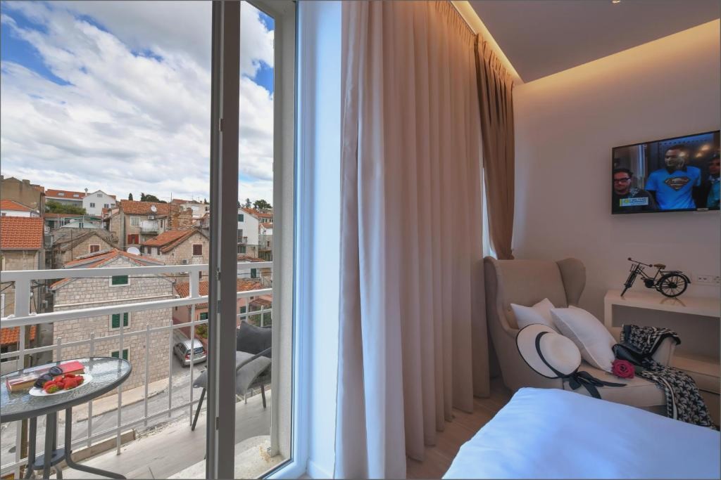 Via Porto Rooms