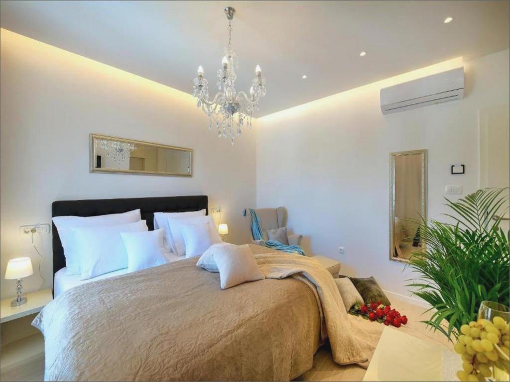 Via Porto Rooms