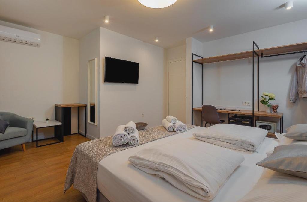 Seven Seas Residence