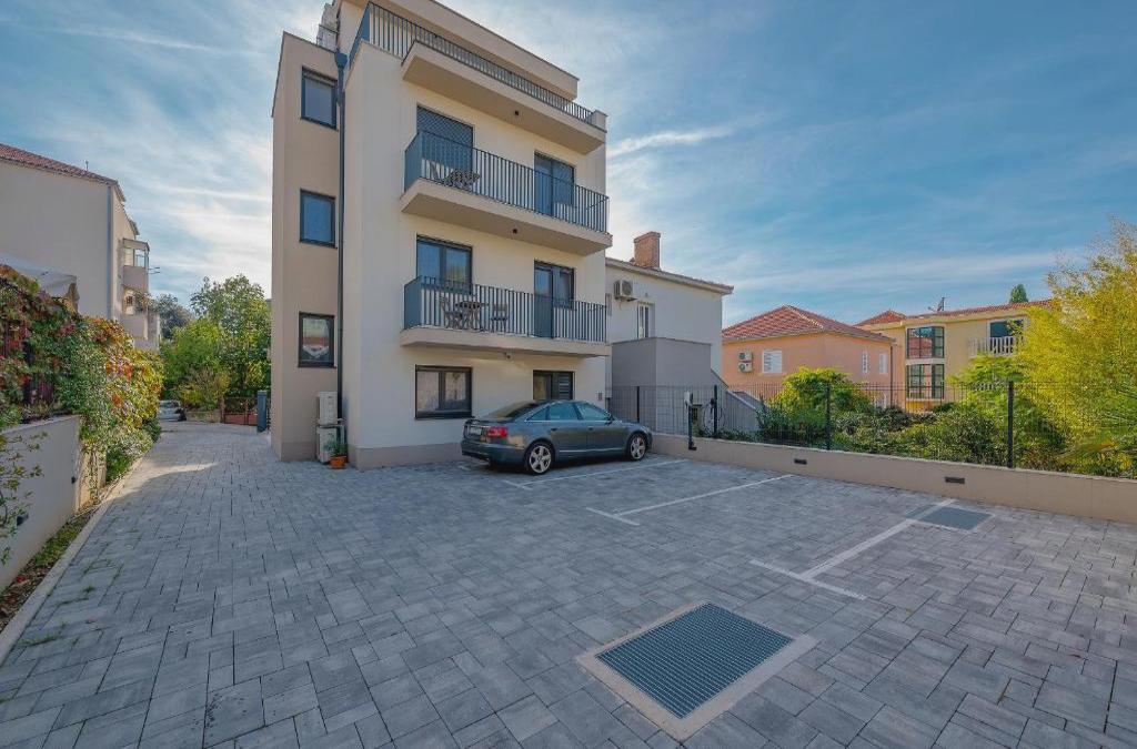 Seven Seas Residence
