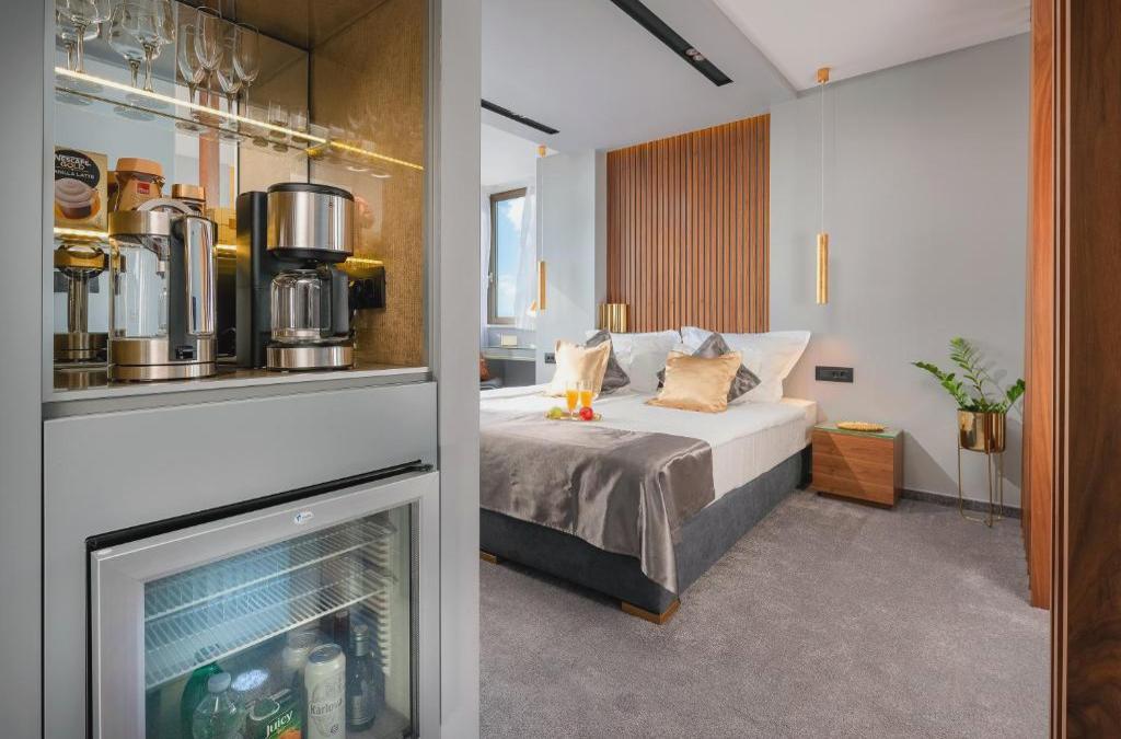Royal Suites-Sky
