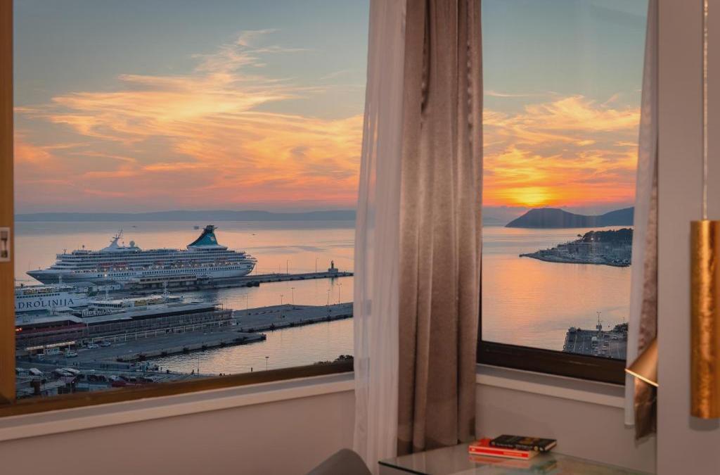 Royal Suites-Sky