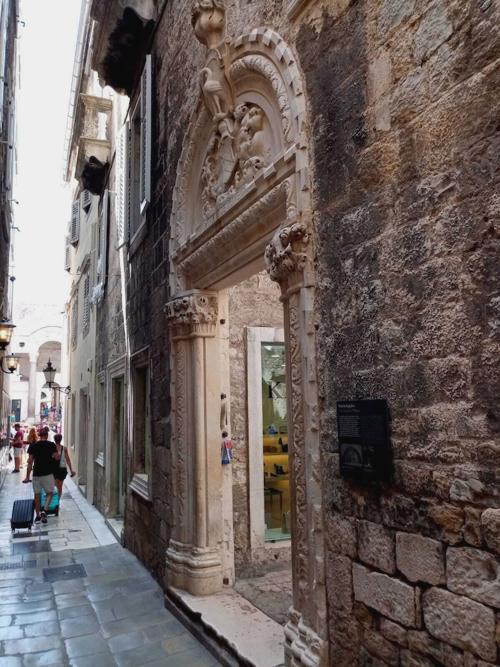 Palace Augubio
