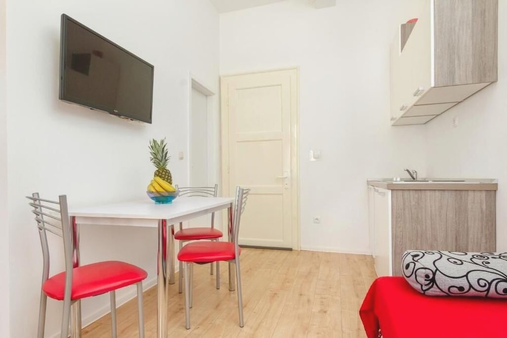 Central Jardin Guesthouse