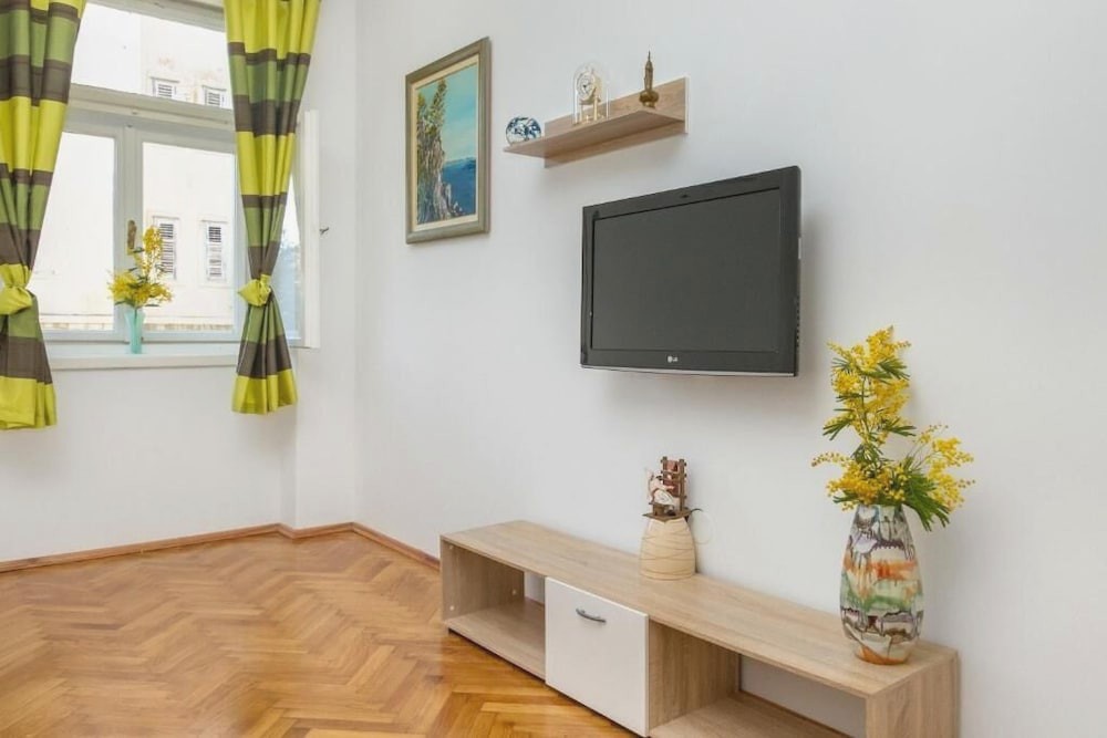 Central Jardin Guesthouse