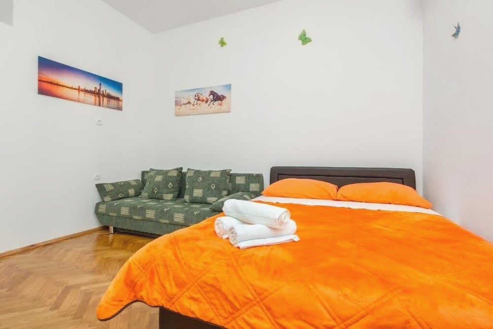 Central Jardin Guesthouse