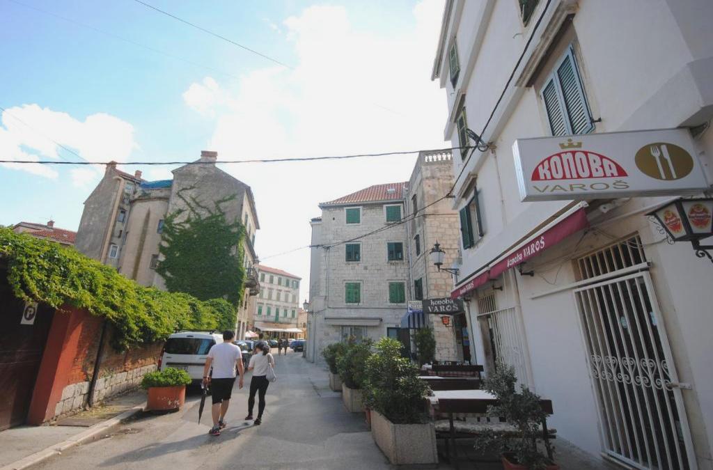Apartments Kogo