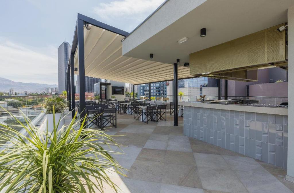 Cora Hotel
