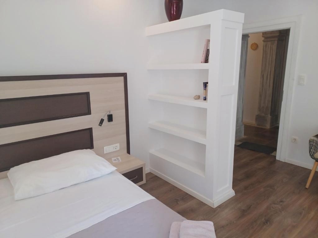 JR Luxury Guesthouse