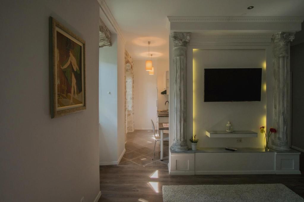 JR Luxury Guesthouse