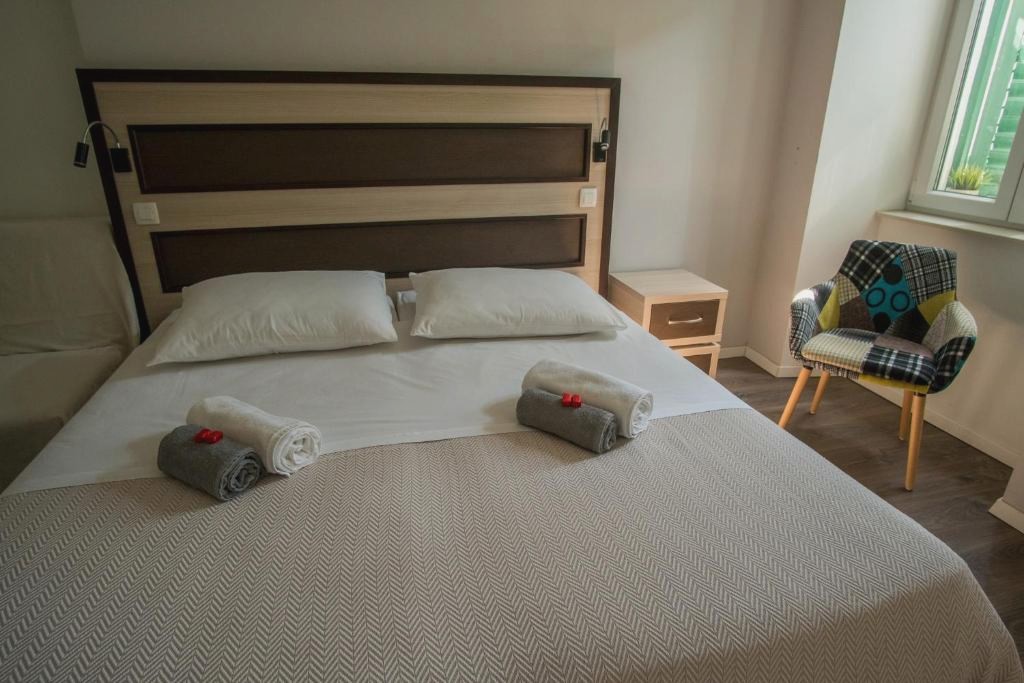 JR Luxury Guesthouse