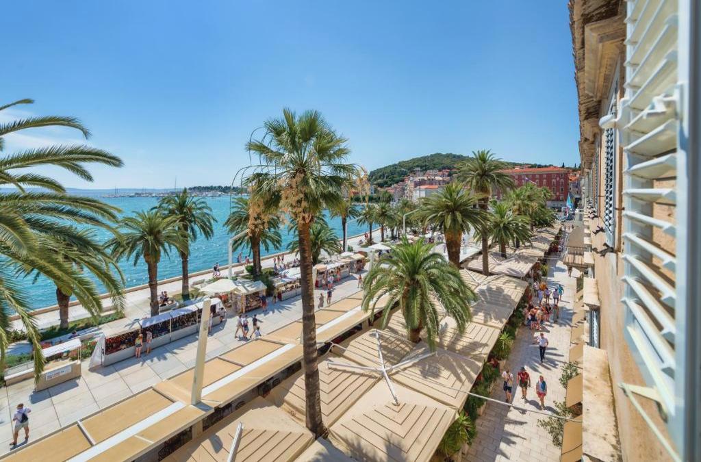 Palms Promenade Luxury Rooms