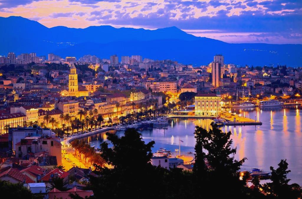 Luxury Apartments Leone