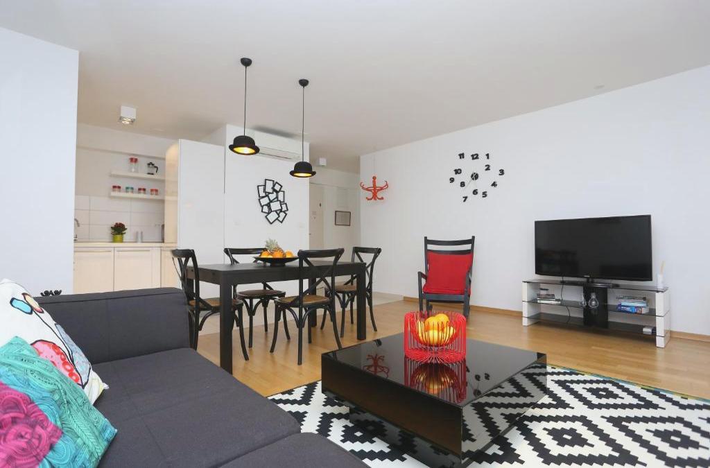 Luxury Apartments Leone