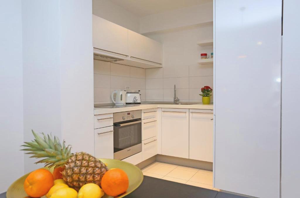 Luxury Apartments Leone