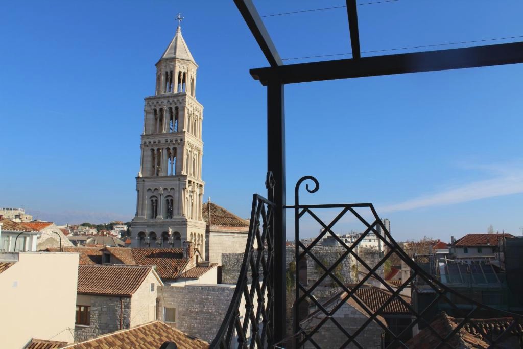 Slavija Culture Heritage Hotel