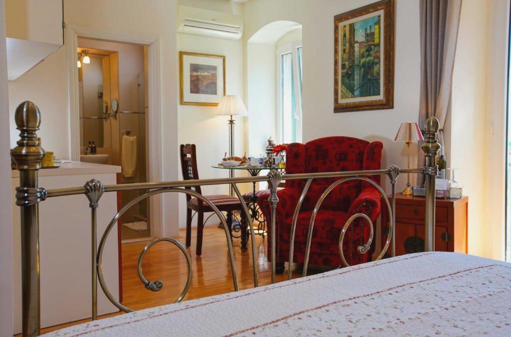 Boutique Guest Accommodation Zephyrus