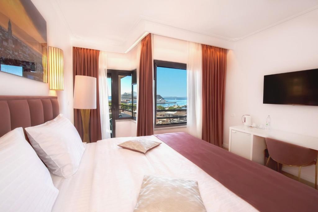 Hotel Luxe
