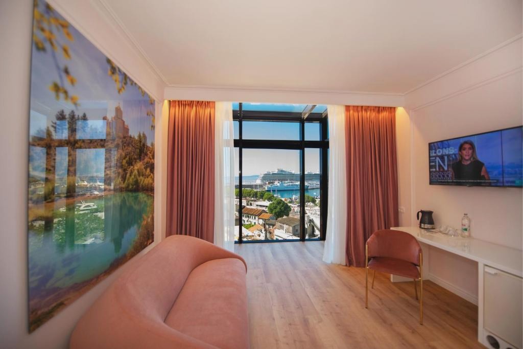 Hotel Luxe
