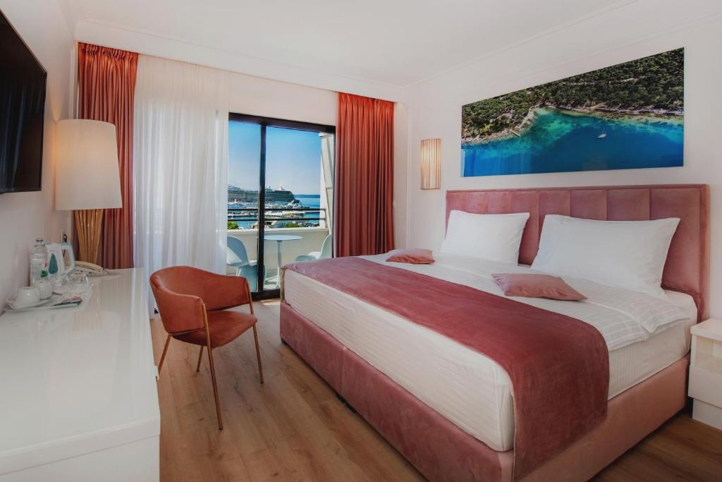 Hotel Luxe