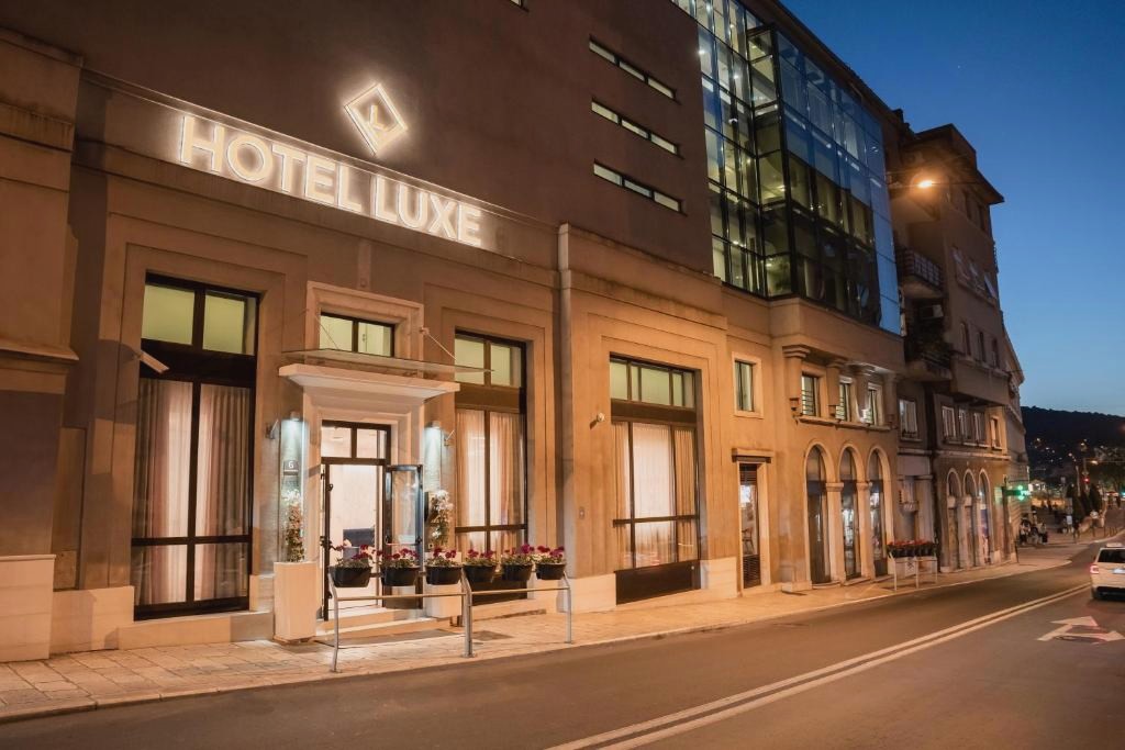 Hotel Luxe