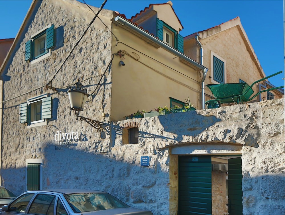 Divota