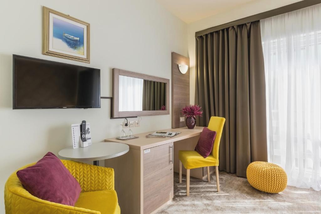 Hotel Mondo
