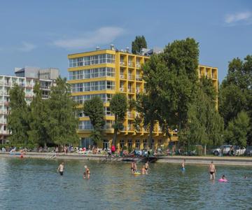 Lido