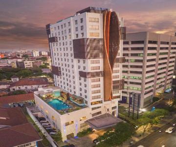 Crown Prince Hotel