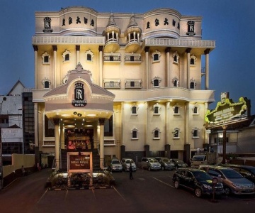 Park Nesia Royal Regal Hotel