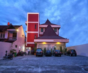 Dermaga Keluarga Sonosewu