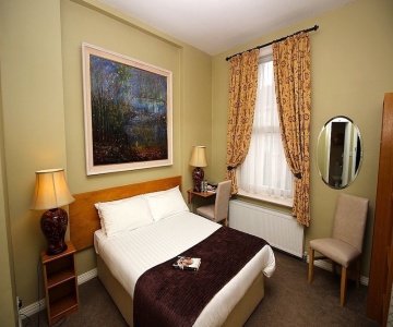 Rose Lodge