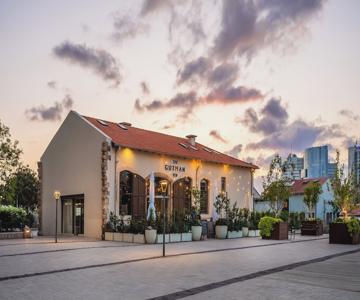 Selina Neve Tzedek