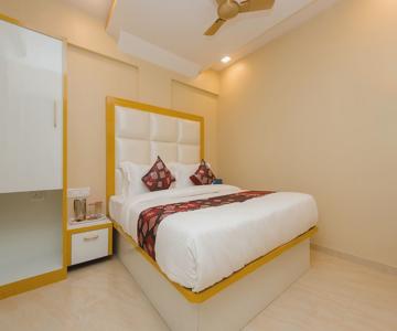 Gold Coast Inn By OYO Rooms