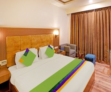 OYO Townhouse O75309 Hotel Royal Cm