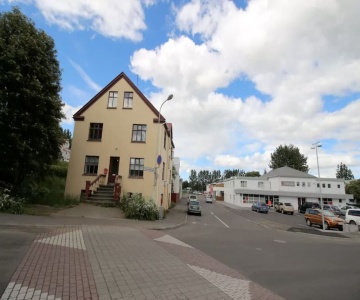 Steinaskjol Guesthouse