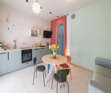 Leopardi Design With 2 Bathrooms