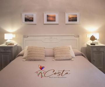 Costa Bed And Breakfast