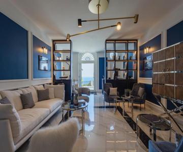 Bluonly Boutique B&b