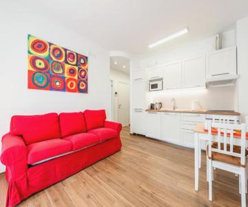 Central Station Apt With Parking