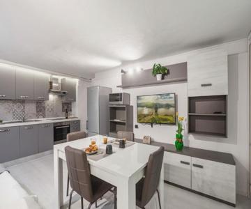 Guesthost - Valmarè Apulian Suite